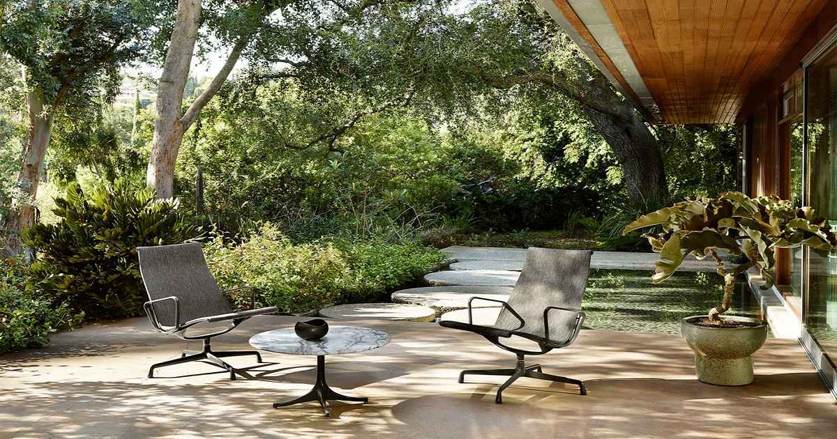 is aluminum or steel better for outdoor furniture