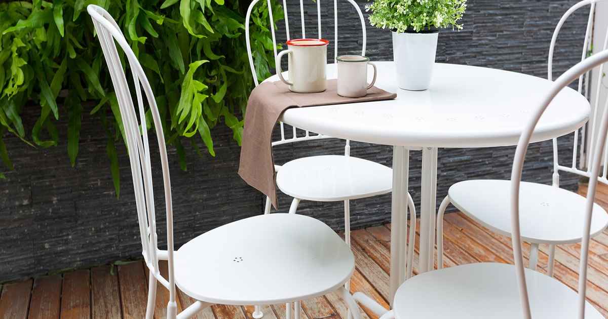 can you use patio furniture indoors