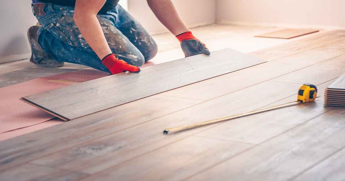 do flooring installers move furniture